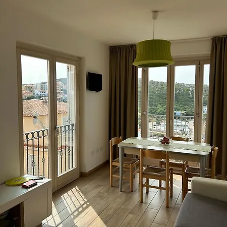 Rena Bianca Sea View Apartment *